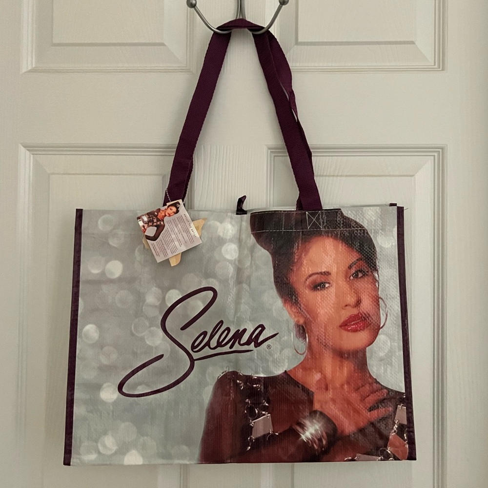 HEB Selena Quintanilla Siempre Reusable Shopping Bag - Picture 2 of 4